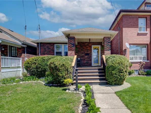 39 Portland St, Cambridge, ON N1R 4C8