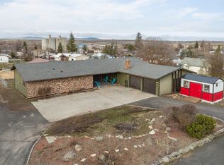 313 SE Trinity Ave, Wilbur, WA 99185