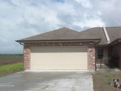 211 Swanson Dr, Thibodaux, LA, 70301