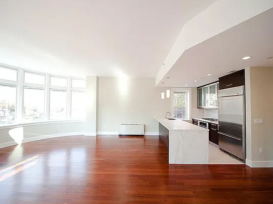 Sold by Nest Seekers International | media 14