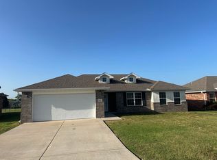 4040 E 23rd St, Joplin, MO 64804