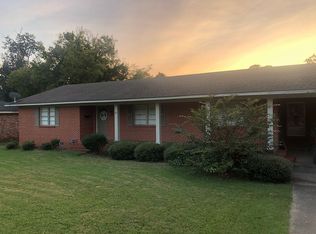 302 Abert Ave, Eufaula, AL 36027