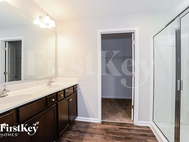 5615 Cobblestone Glen Dr — Photo 10