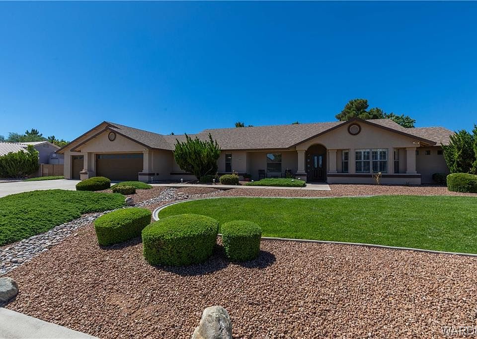 1st image of 3940 Pueblo Ln