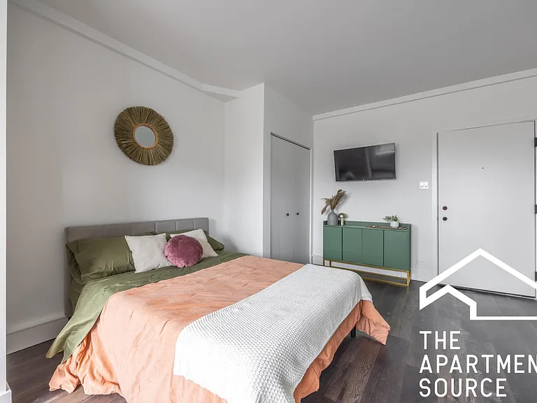 1505 W Hollywood Ave #306 — Photo 9