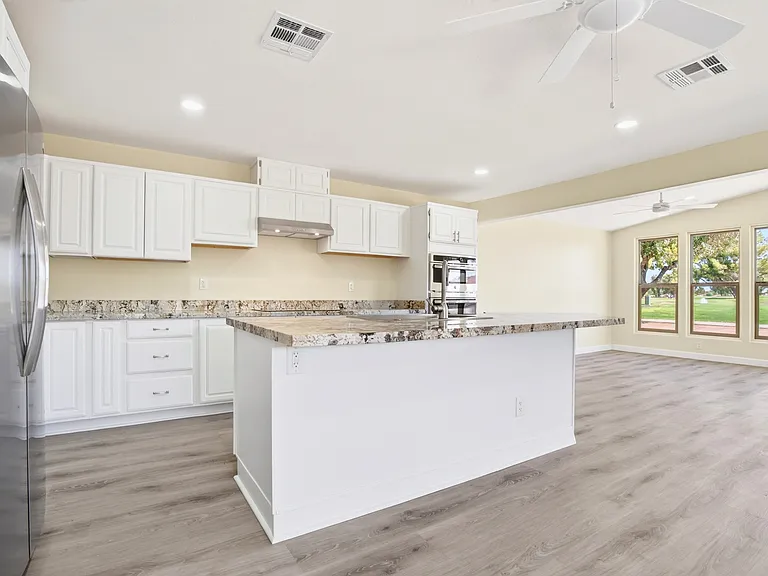 9506 E Cochise Pl — Photo 3