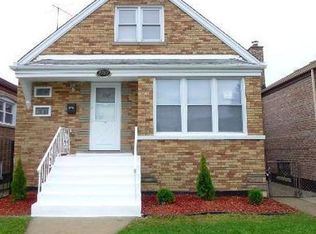 3707 W 71st St, Chicago, IL 60629