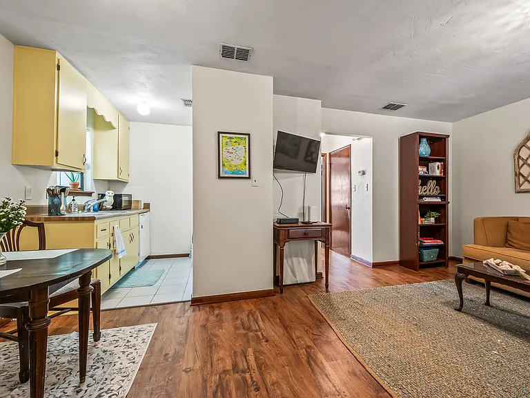 432 Teal Ln #A — Photo 7