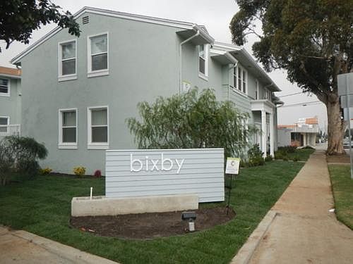 1st image of 4404 Le Park Dr