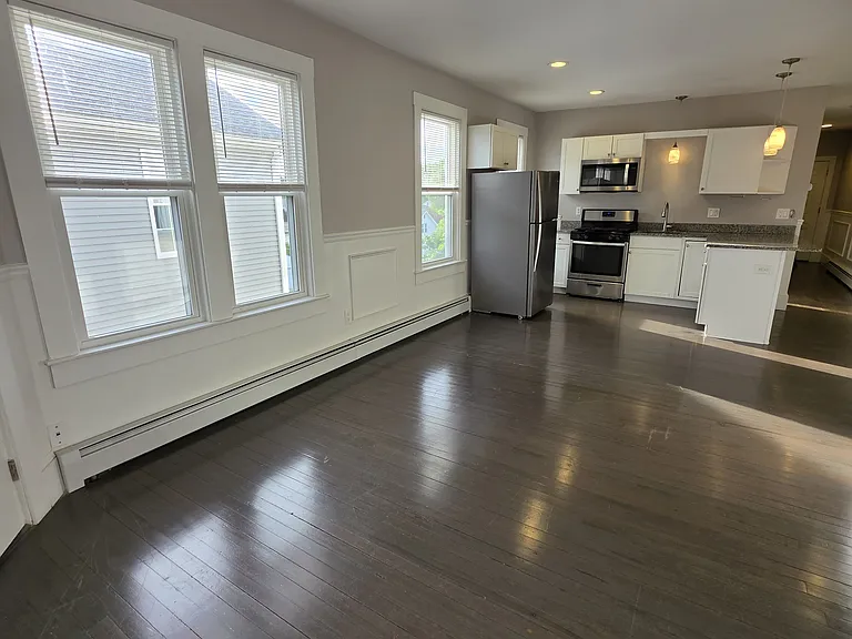 95 Mitchell St #3W — Photo 4