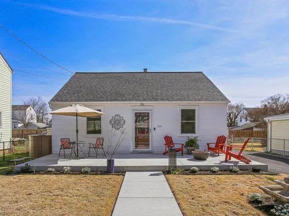 2021 Ravenswood St, Hyattsville, MD 20782