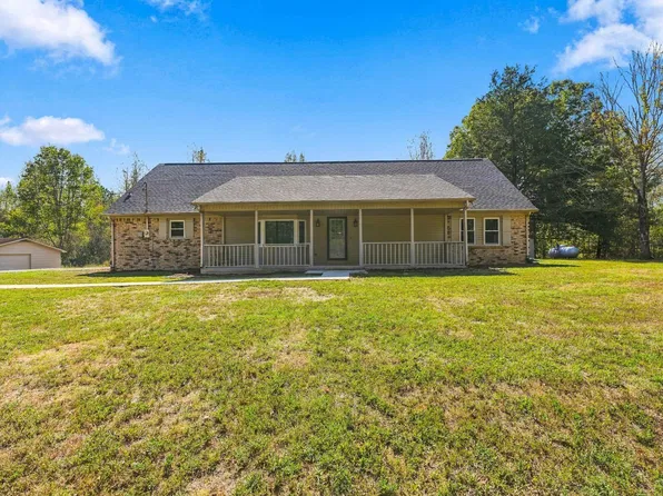 144 Moore Rd, Russellville, AL 35653