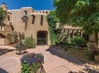 161 Arroyo Hondo Rd, Santa Fe, NM 87508