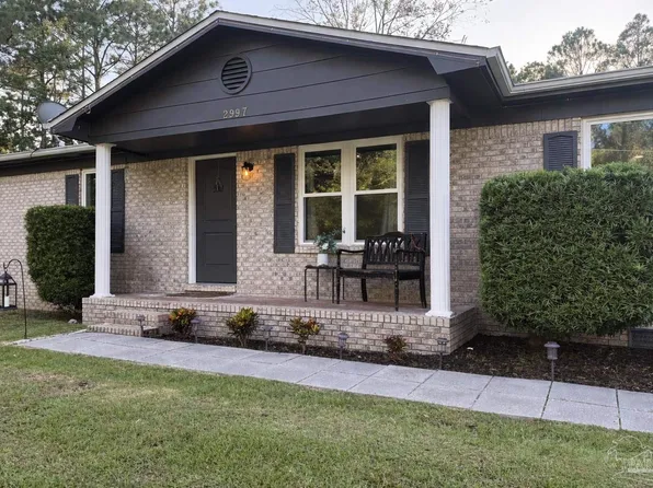 2997 N 34th Ave, Milton, FL 32583