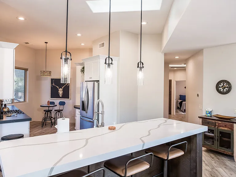 155 Quartz Dr — Photo 13