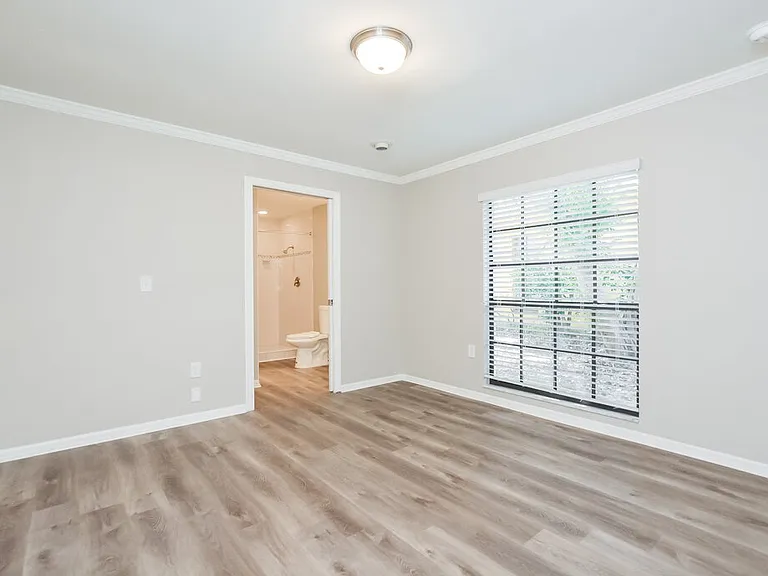 51 Dogwood Ln — Photo 13