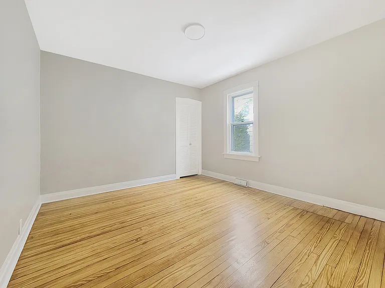 3129 14th Ave — Photo 13