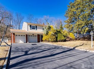 108 Colonia Rd, Colonia, NJ 07067