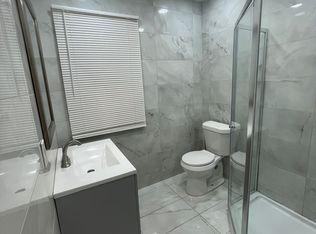 25308 Doxtator St, Dearborn, MI 48128