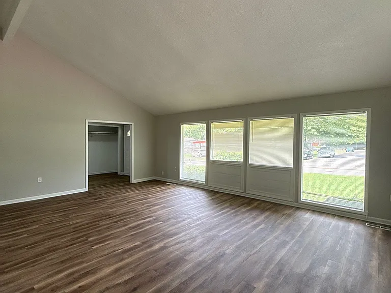 925 Norris St — Photo 19