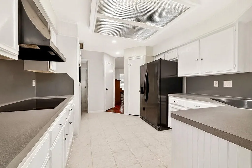 3 bed, 1666 sqft, $2,100 — Photo 4