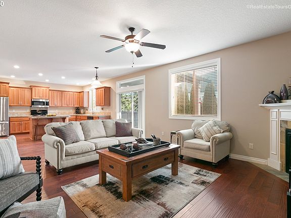 4th image of 10401 NE 29th Ave
