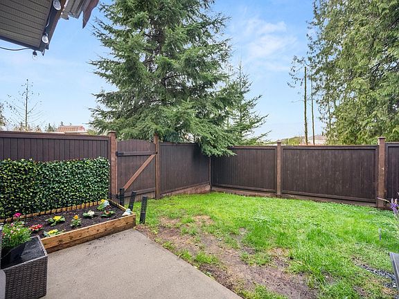 2nd image of 2950 Lefeuvre Rd #25