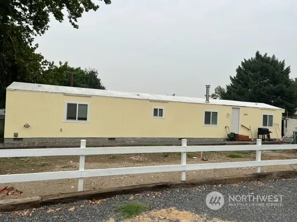 7059 Mallard Drive SE, Warden, WA 98857