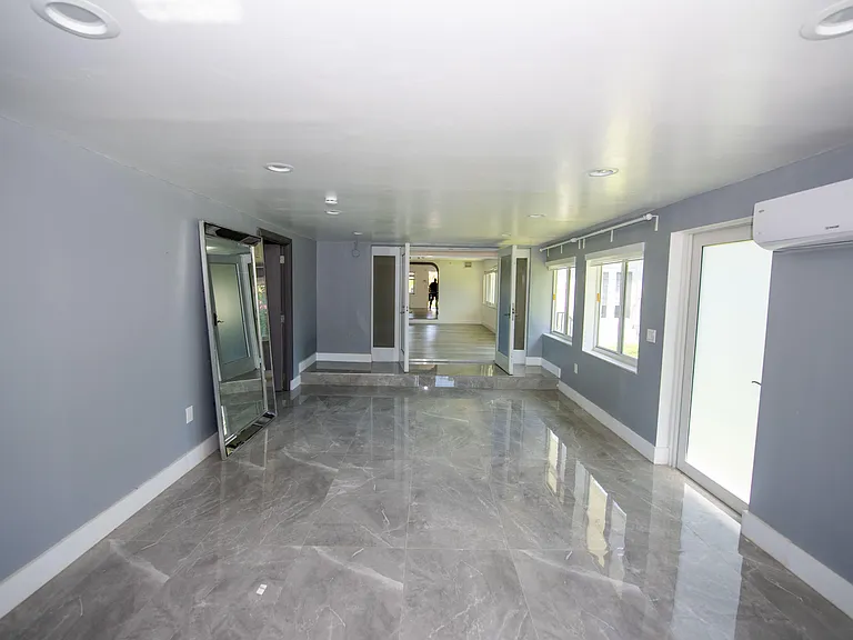 1532 Fletcher St — Photo 33
