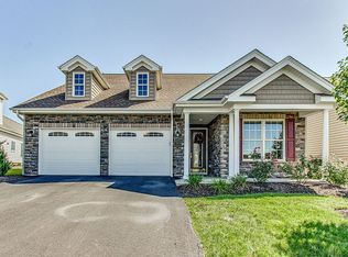202 Freedom Ln, Sewickley, PA 15143