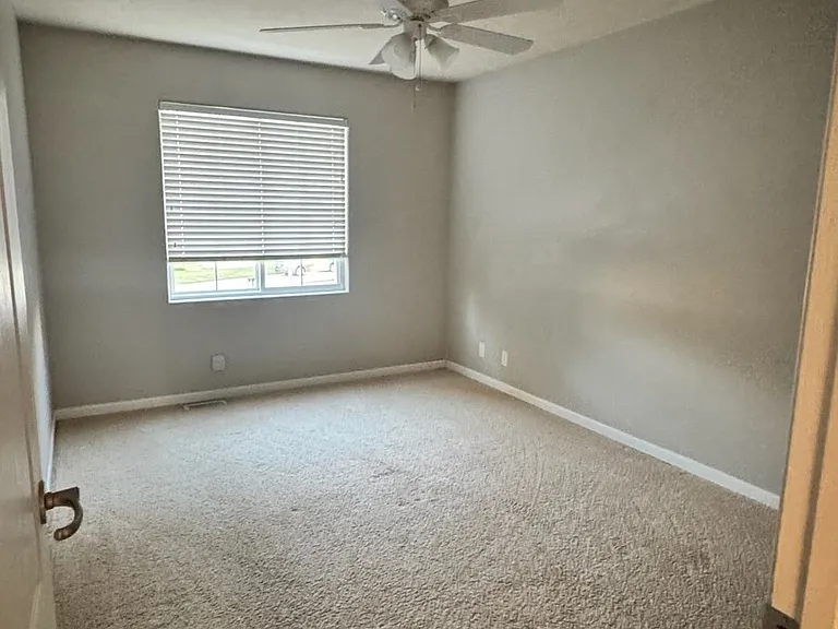 16860 Saratoga Cir — Photo 10