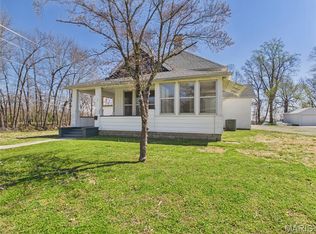 3 S Hickory St, Dexter, MO 63841