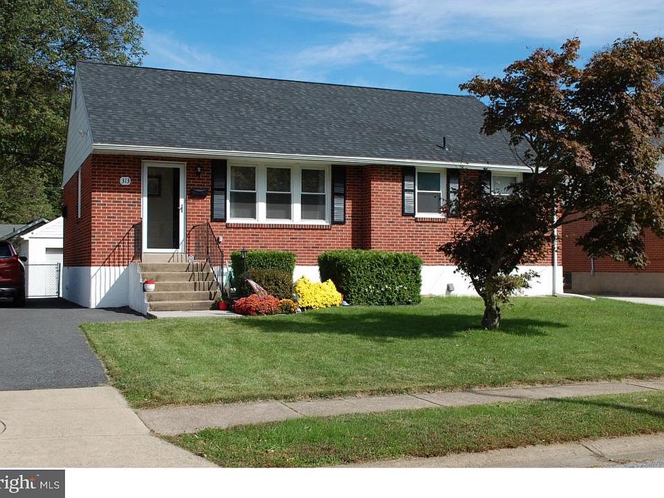 1st image of 313 New York Ave