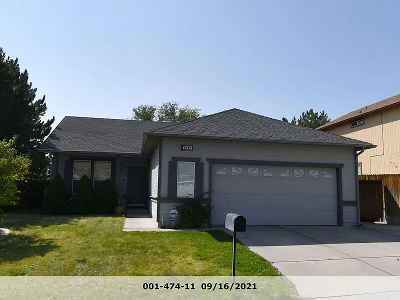 4040 Andrea St photo 1