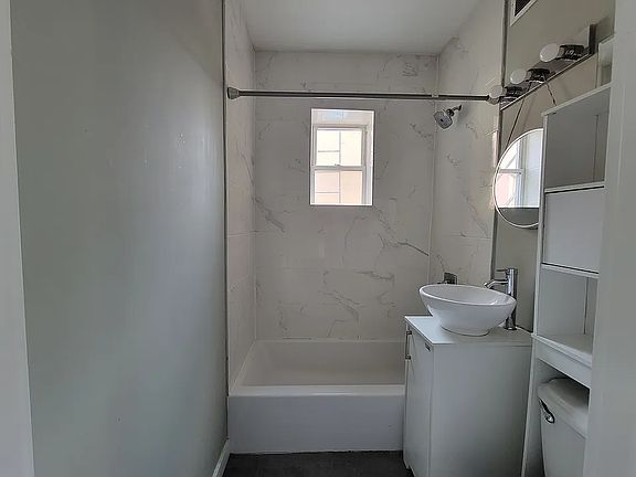4th image of 98 Clinton Ave Ste A