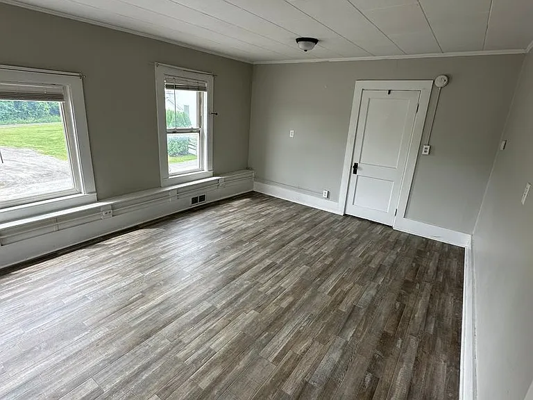 9 Dexter Rd — Photo 37