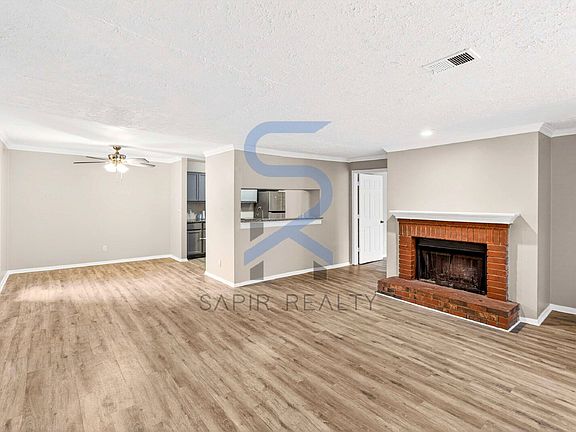 2nd image of 5537 Mountain Springs Cir