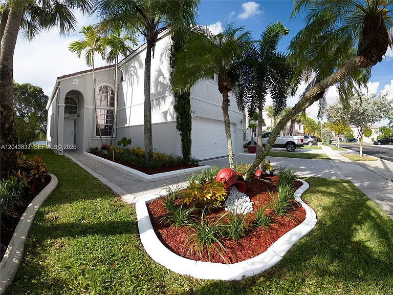 15341 NW 4th St — Photo 3