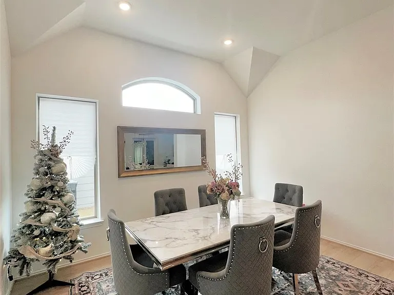 4918 Mango Park Ln — Photo 14