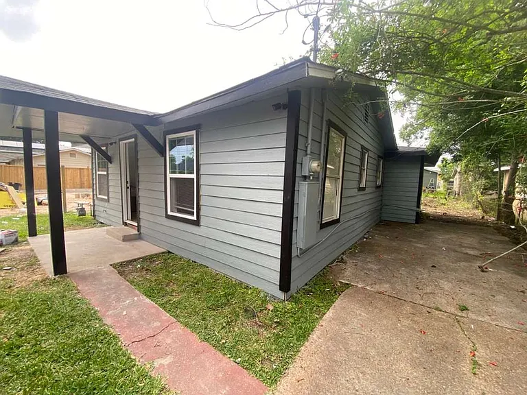 7973 Ritz St — Photo 3