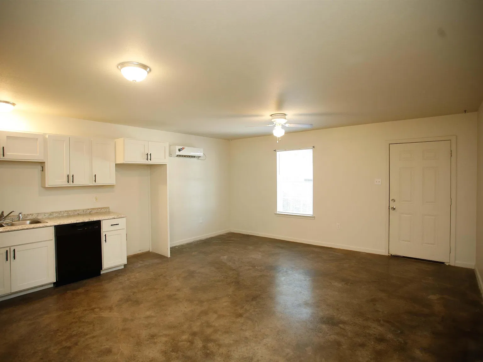 2 bed, 1.0 bath, 857 sqft, $825 — Photo 4