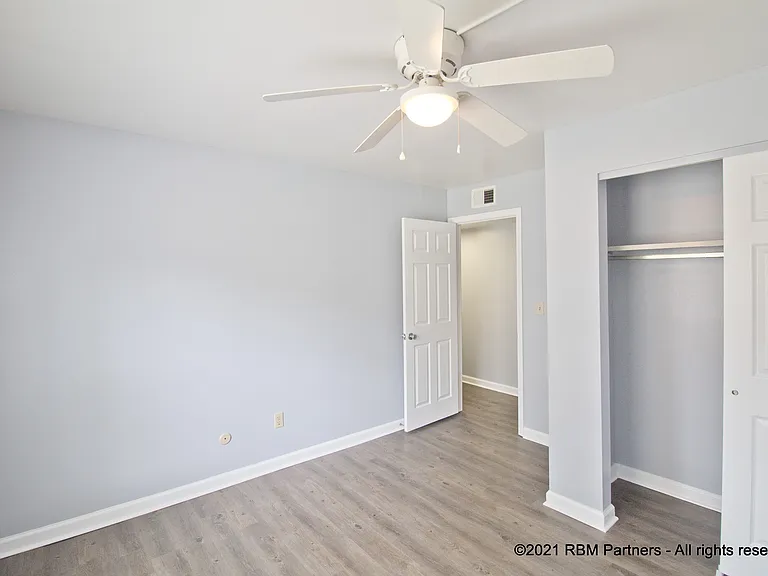 400 W Union St — Photo 6