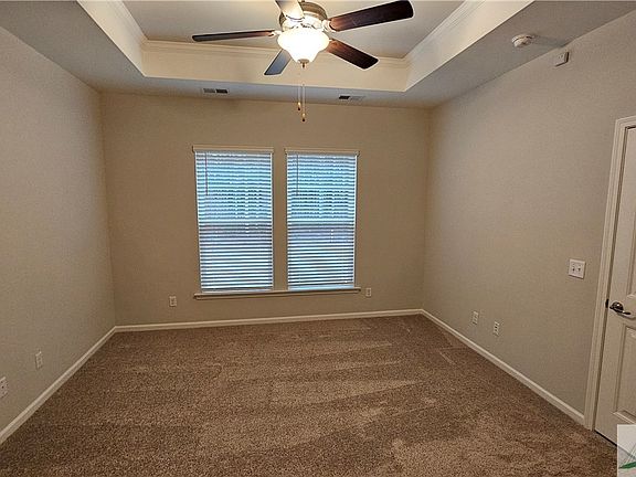 5th image of 142 Brookline Drive