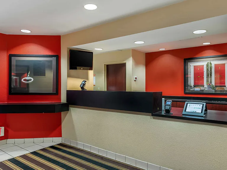 Lobby and Guest Check-in