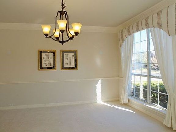 3rd image of 14832 Irondale Dr