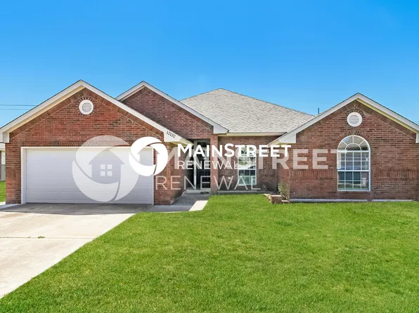 12132 SW 7th St, Yukon, OK 73099