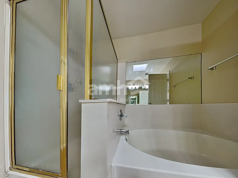 1410 E Mineral Rd — Photo 14