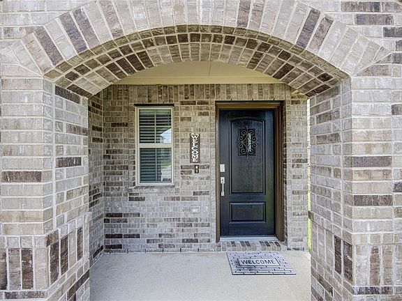 2nd image of 25519 Pitchfork Ranch Pl