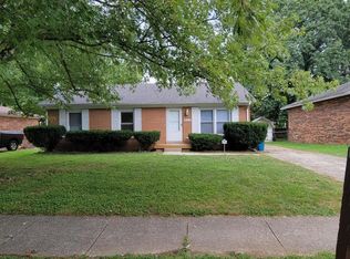 909 Gregory Way, Lexington, KY 40514