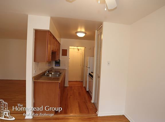 5th image of 510 W Briar Pl #3O7